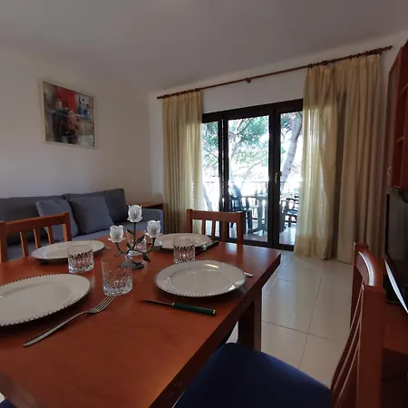 Con Wifi A 5 Minutos De La Playa Y Cerca De Tiendas Y Restaurantes - Es-209-10 * Castell-Platja d'Aro