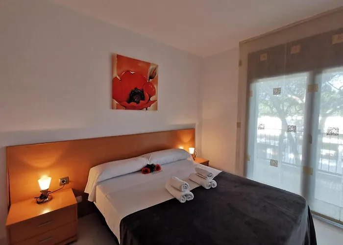 Con Wifi A 5 Minutos De La Playa Y Cerca De Tiendas Y Restaurantes - Es-209-10 Apartment *